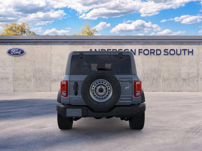 Vehicle photo 5