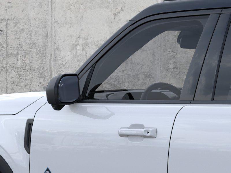 Vehicle photo 20