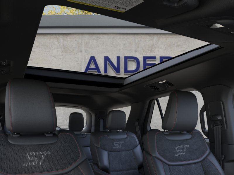 Vehicle photo 22