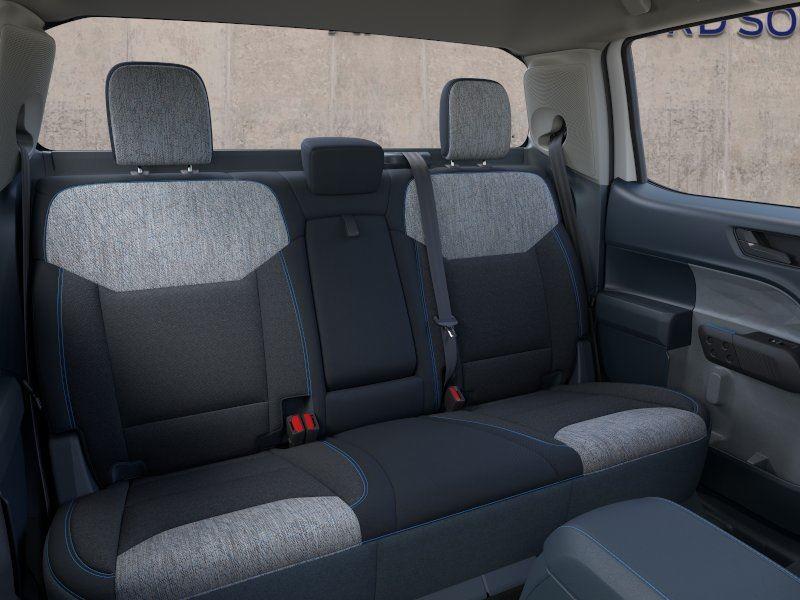 Vehicle photo 11