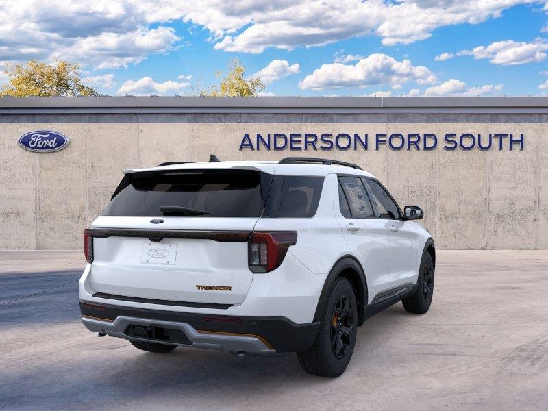 Vehicle photo 8