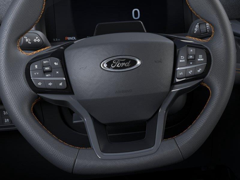 Vehicle photo 12