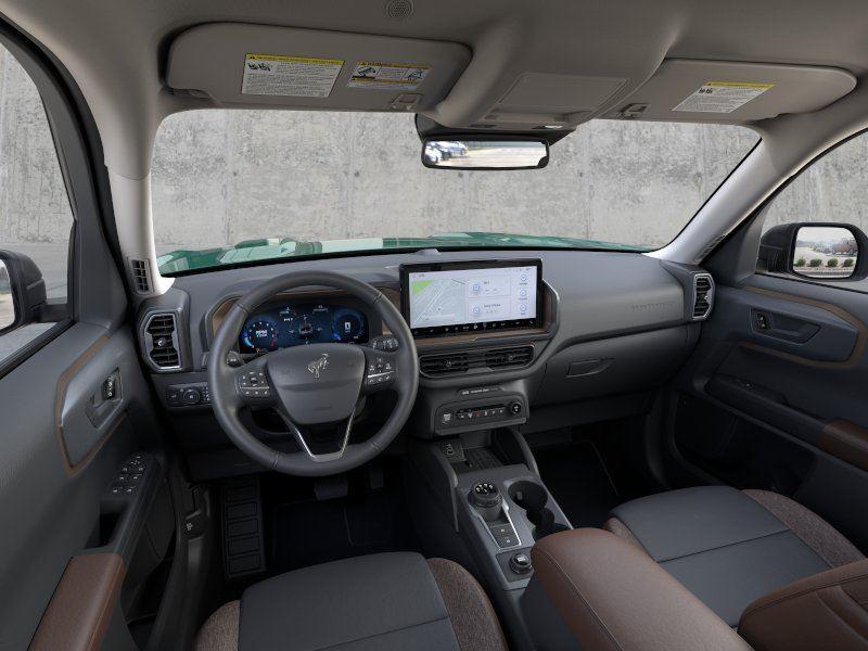 Vehicle photo 9