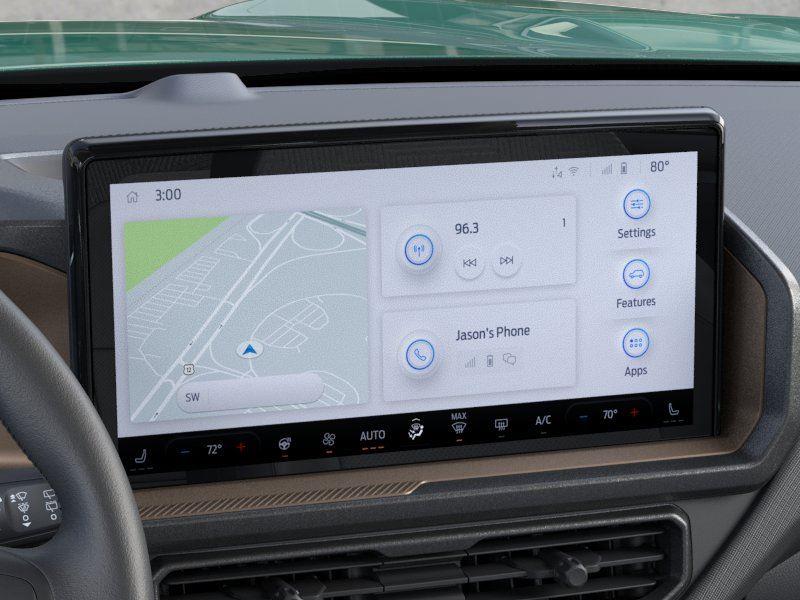 Vehicle photo 14