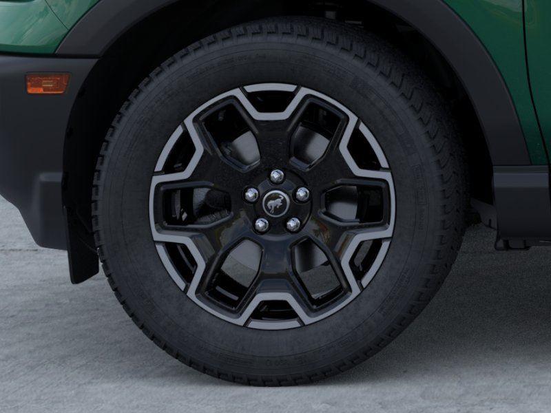 Vehicle photo 19