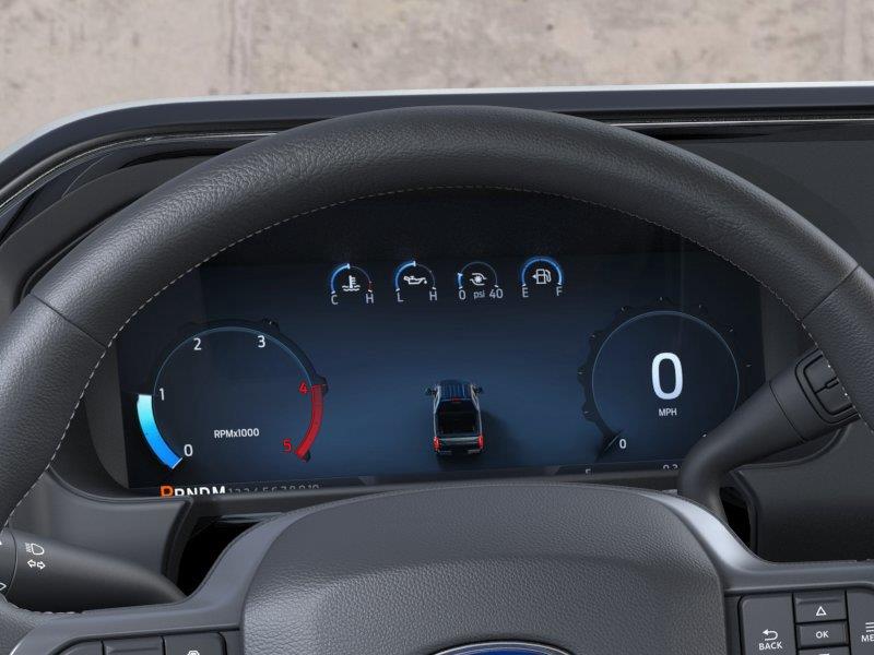 Vehicle photo 13