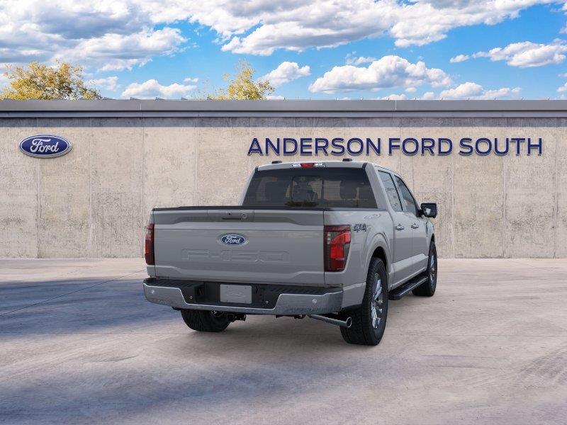 Vehicle photo 8