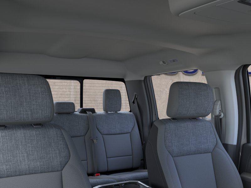 Vehicle photo 22