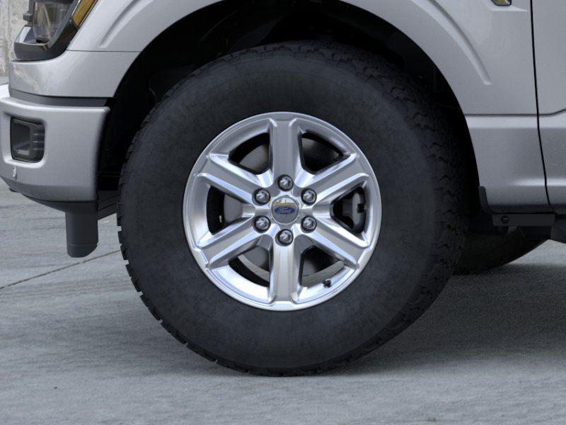 Vehicle photo 19
