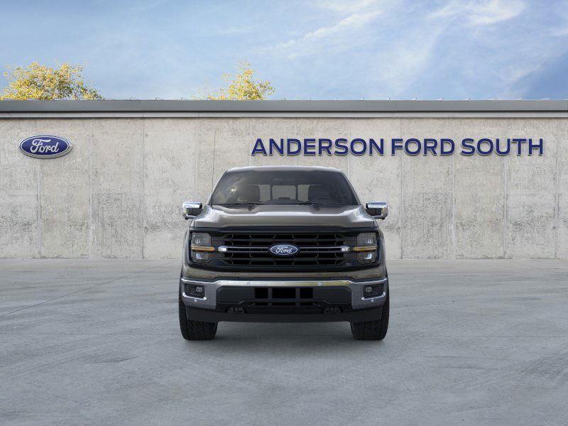 Vehicle photo 6