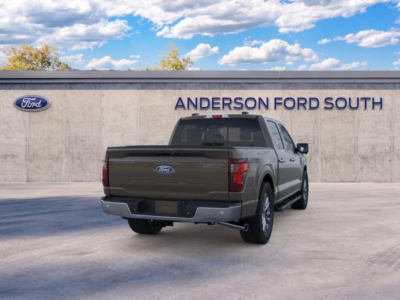 Vehicle photo 8