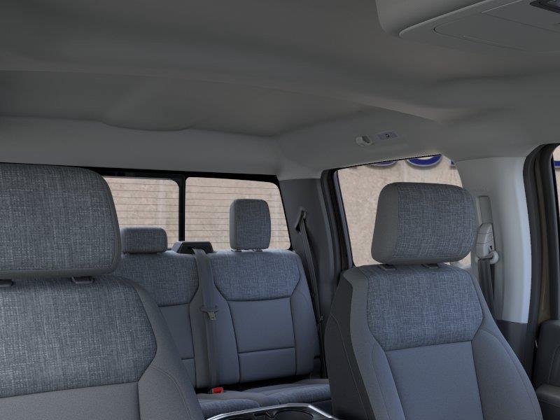 Vehicle photo 22