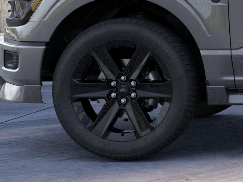 Vehicle photo 19