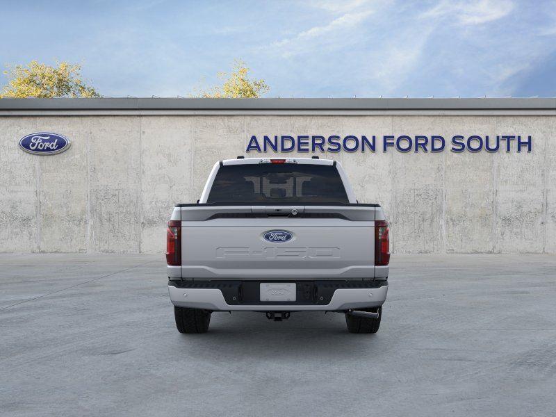 Vehicle photo 5