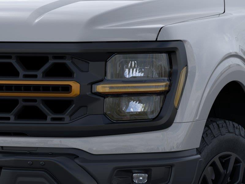Vehicle photo 18