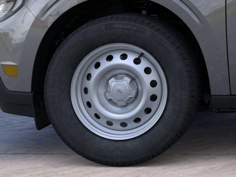 Vehicle photo 20