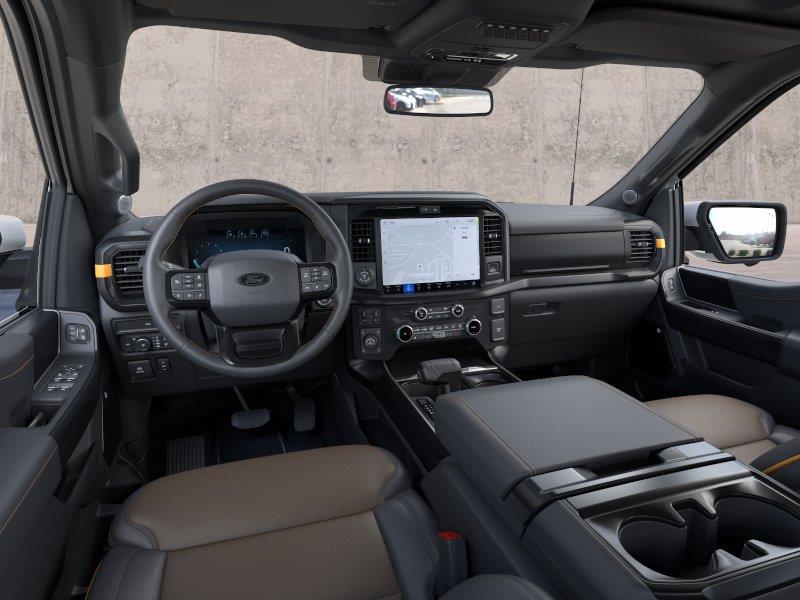 Vehicle photo 9