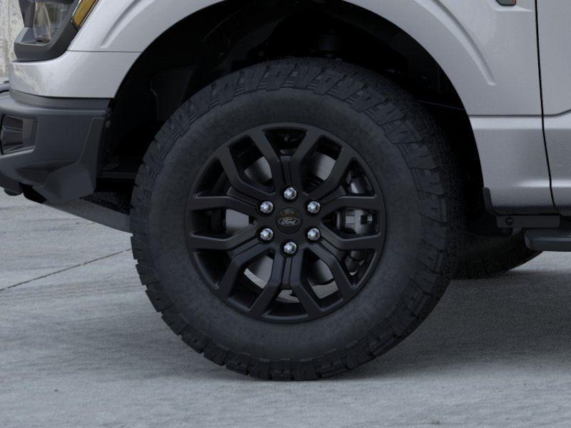 Vehicle photo 19