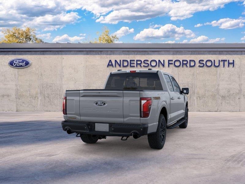 Vehicle photo 8
