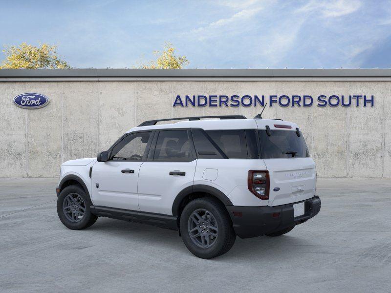 Vehicle photo 4