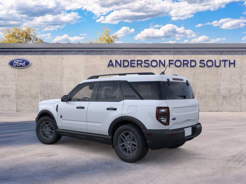 Vehicle photo 4