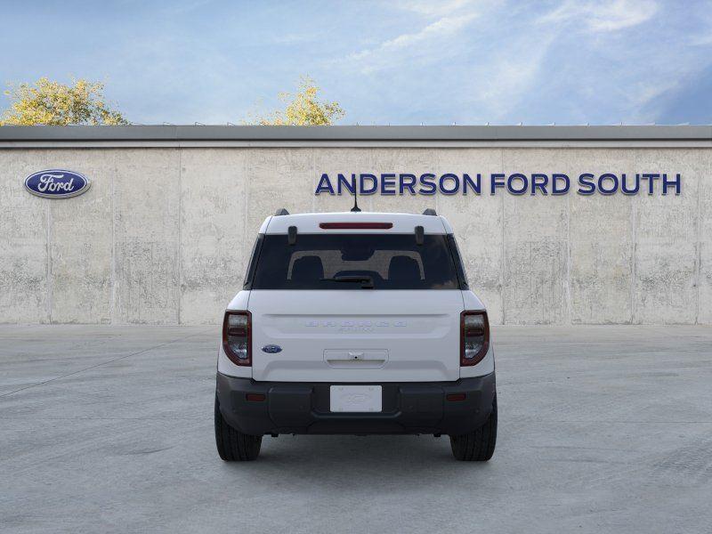 Vehicle photo 5