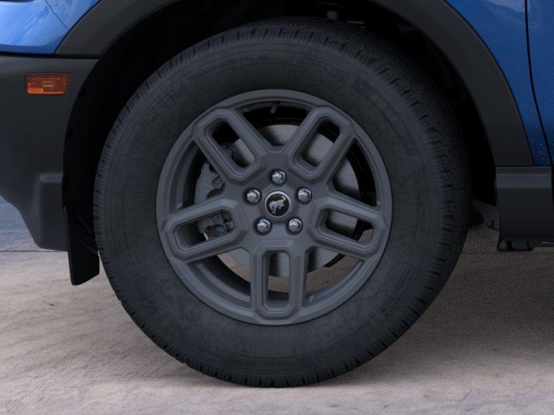 Vehicle photo 19