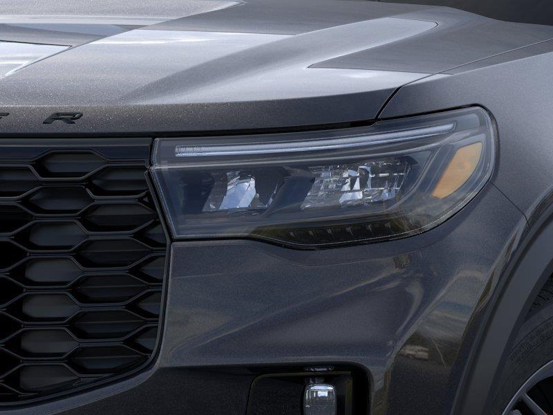 Vehicle photo 18