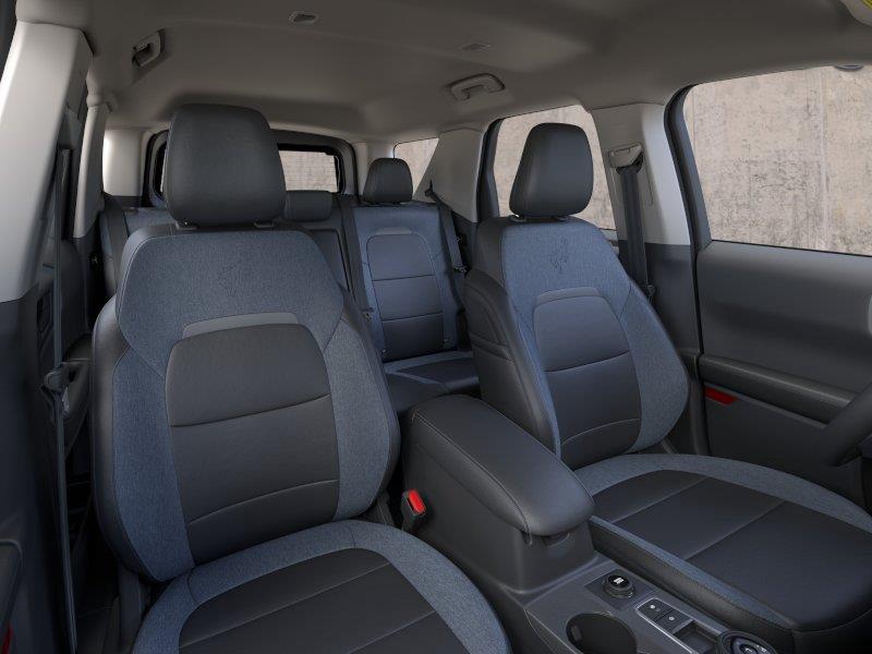 Vehicle photo 10