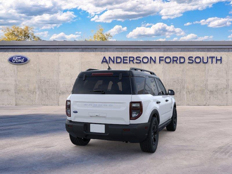 Vehicle photo 8