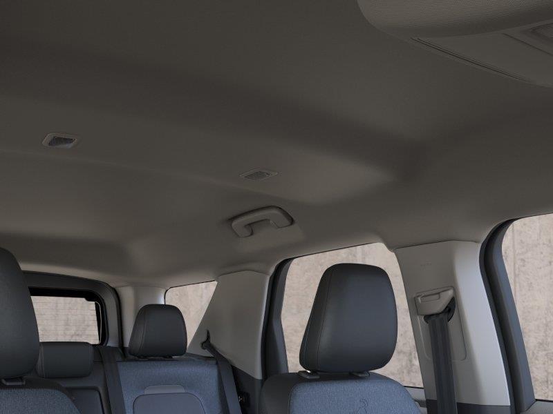 Vehicle photo 22