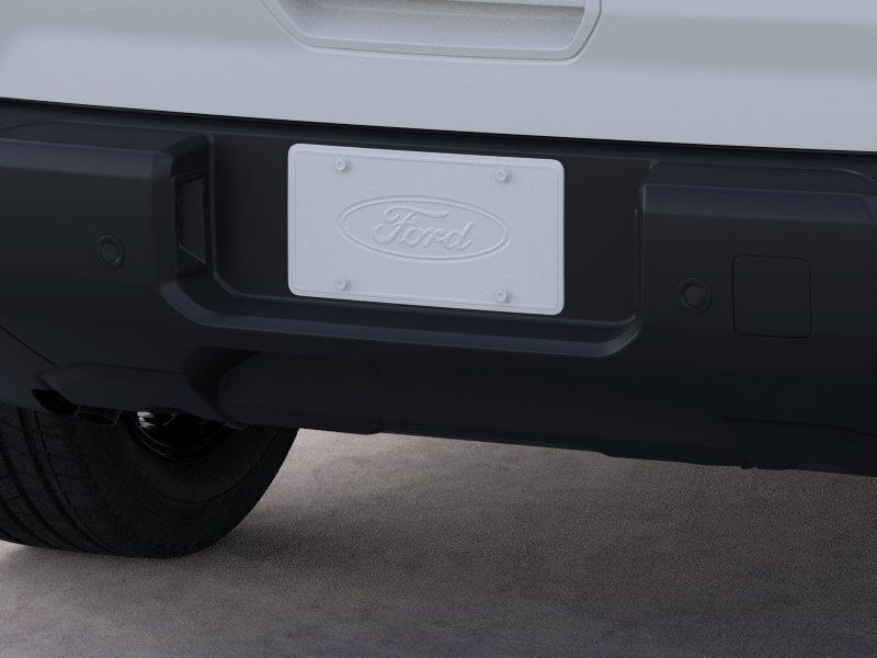 Vehicle photo 23