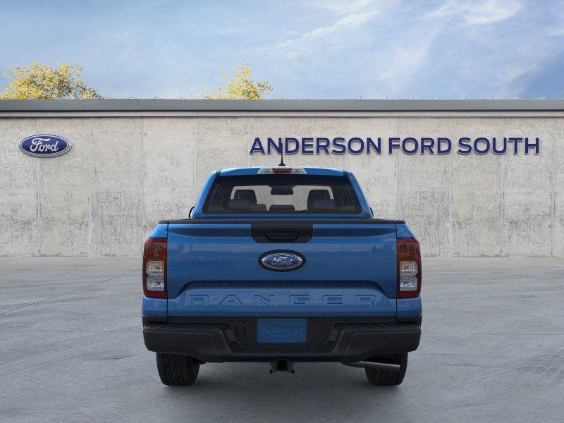 Vehicle photo 5