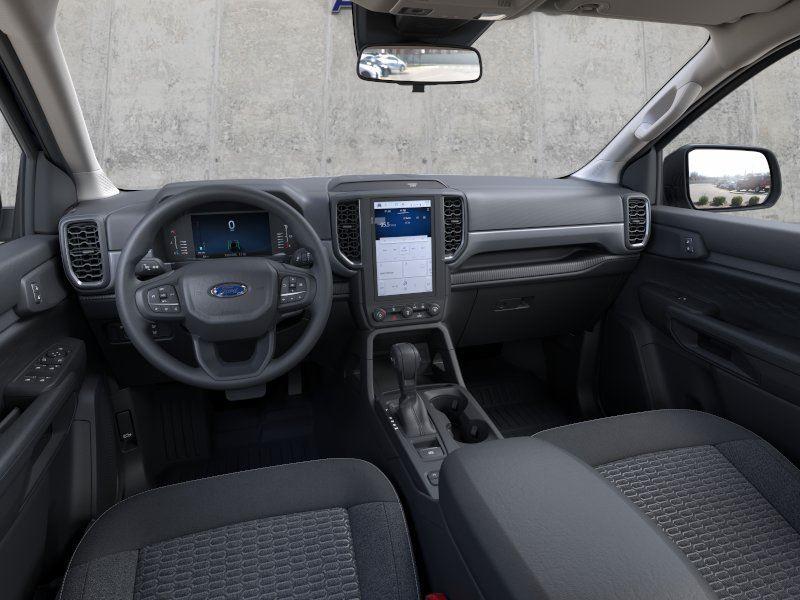 Vehicle photo 9