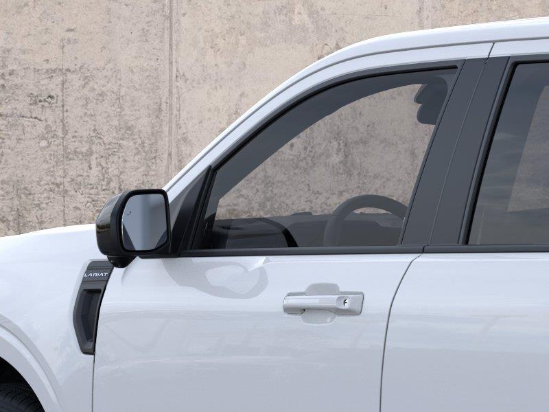 Vehicle photo 21