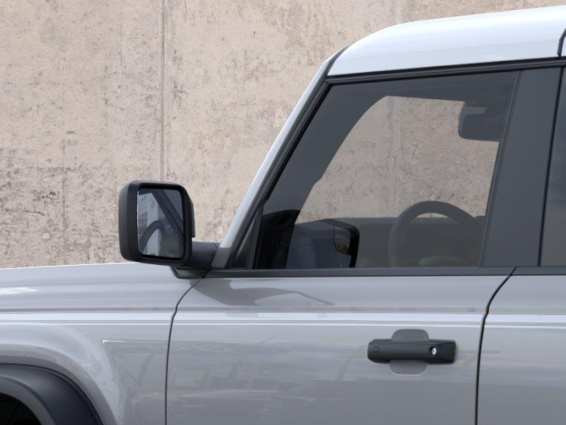 Vehicle photo 22