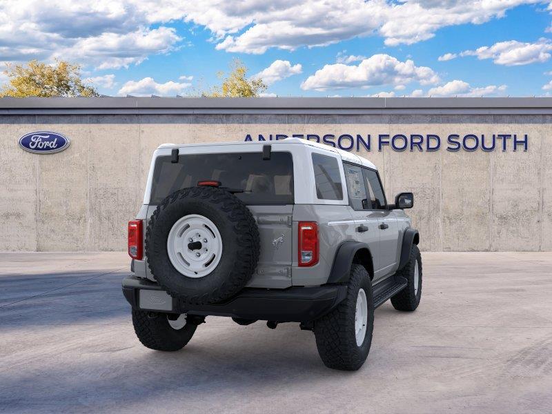 Vehicle photo 8