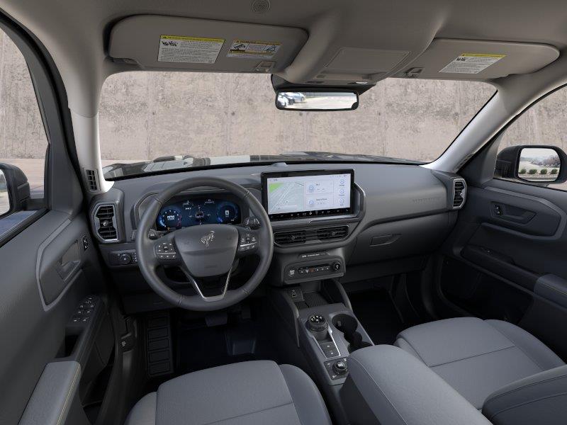 Vehicle photo 9
