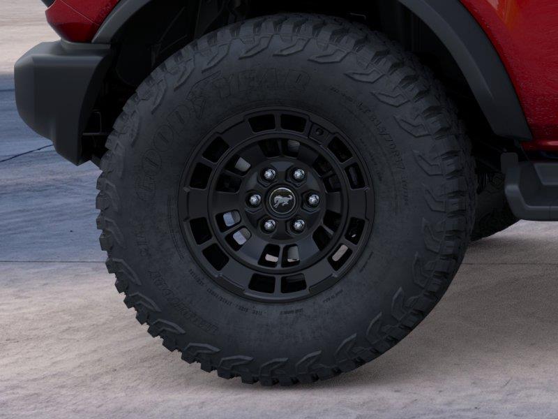 Vehicle photo 21