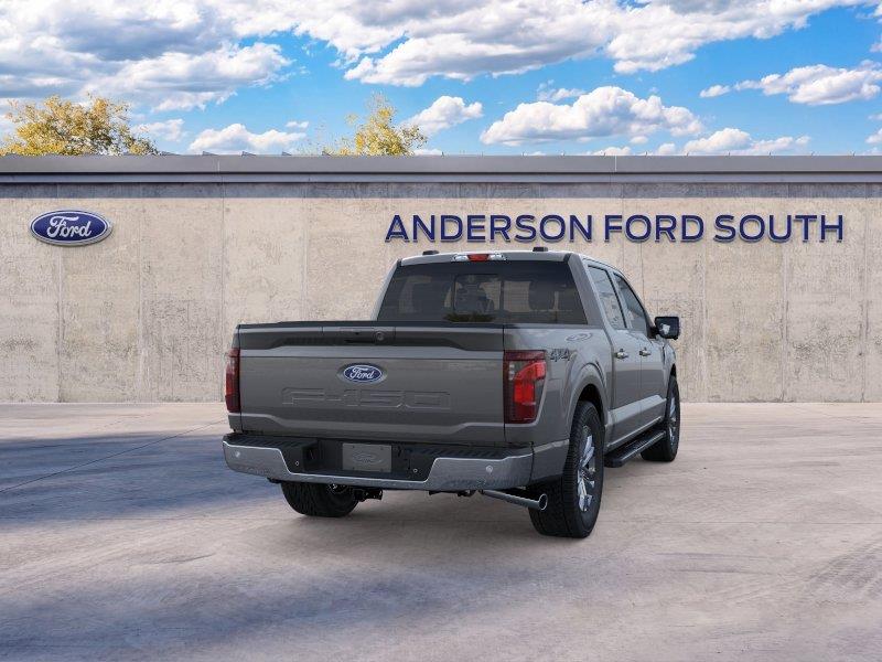 Vehicle photo 8