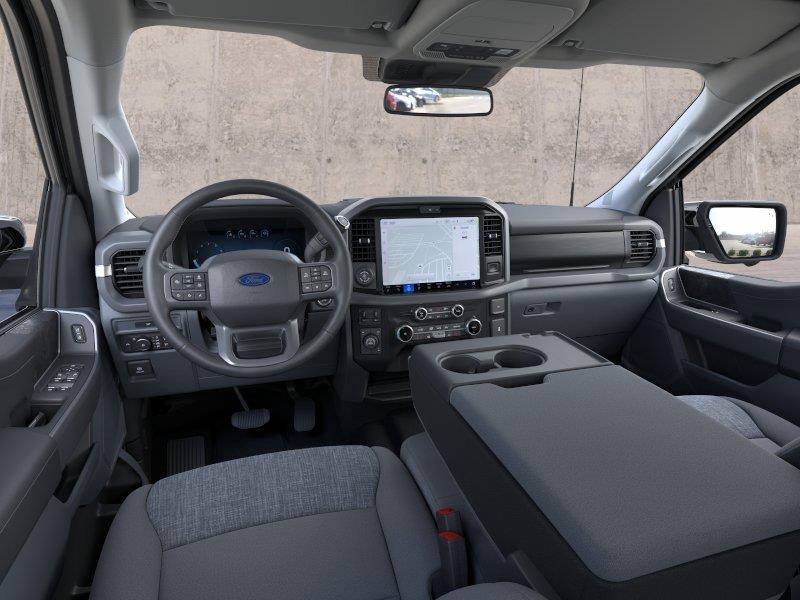 Vehicle photo 9
