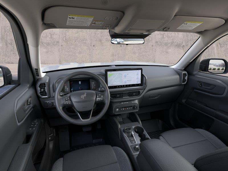 Vehicle photo 9