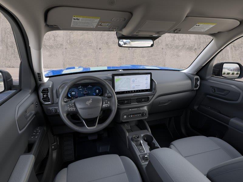 Vehicle photo 9