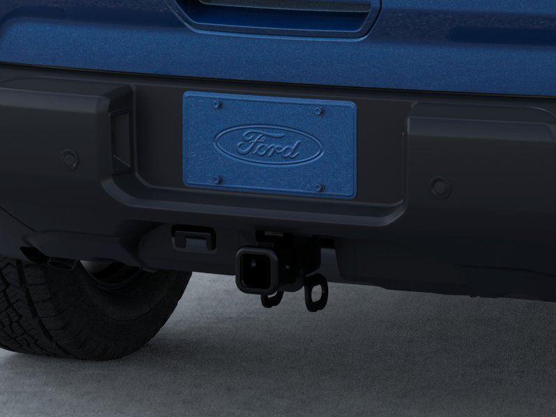 Vehicle photo 23