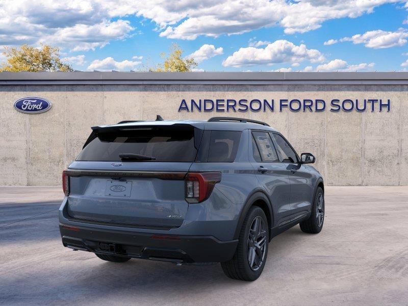 Vehicle photo 8