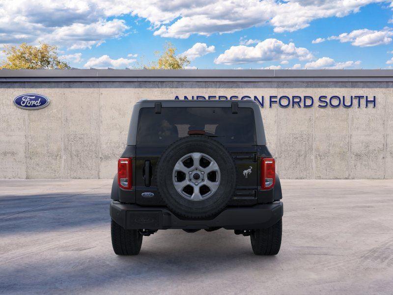 Vehicle photo 5