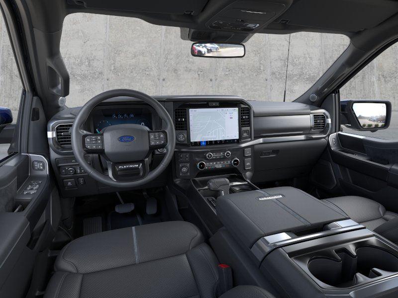 Vehicle photo 9