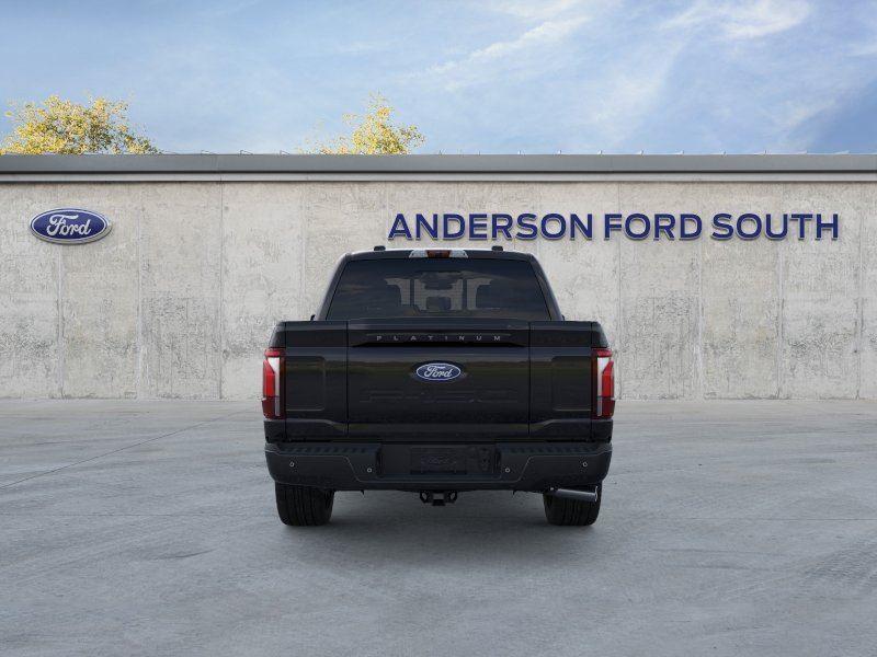 Vehicle photo 5