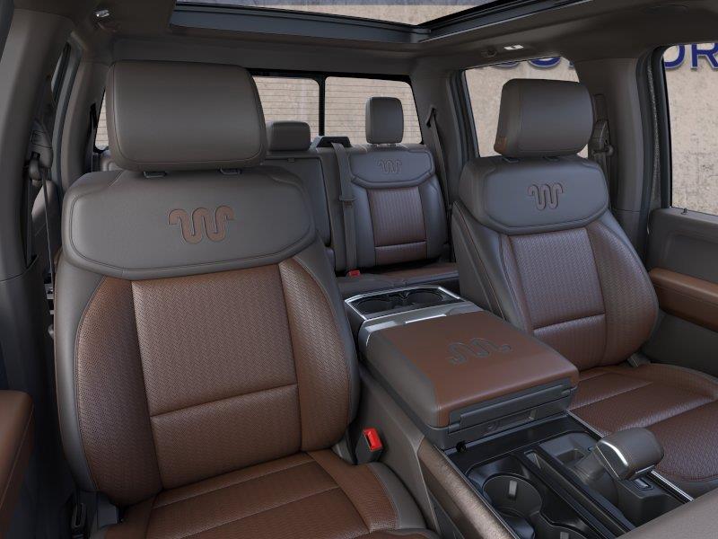 Vehicle photo 10