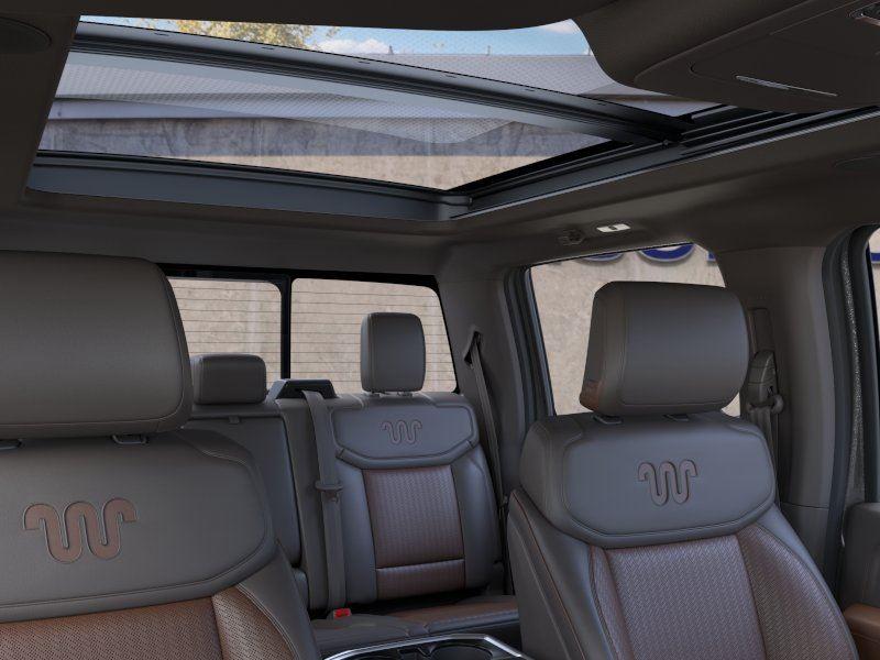 Vehicle photo 22